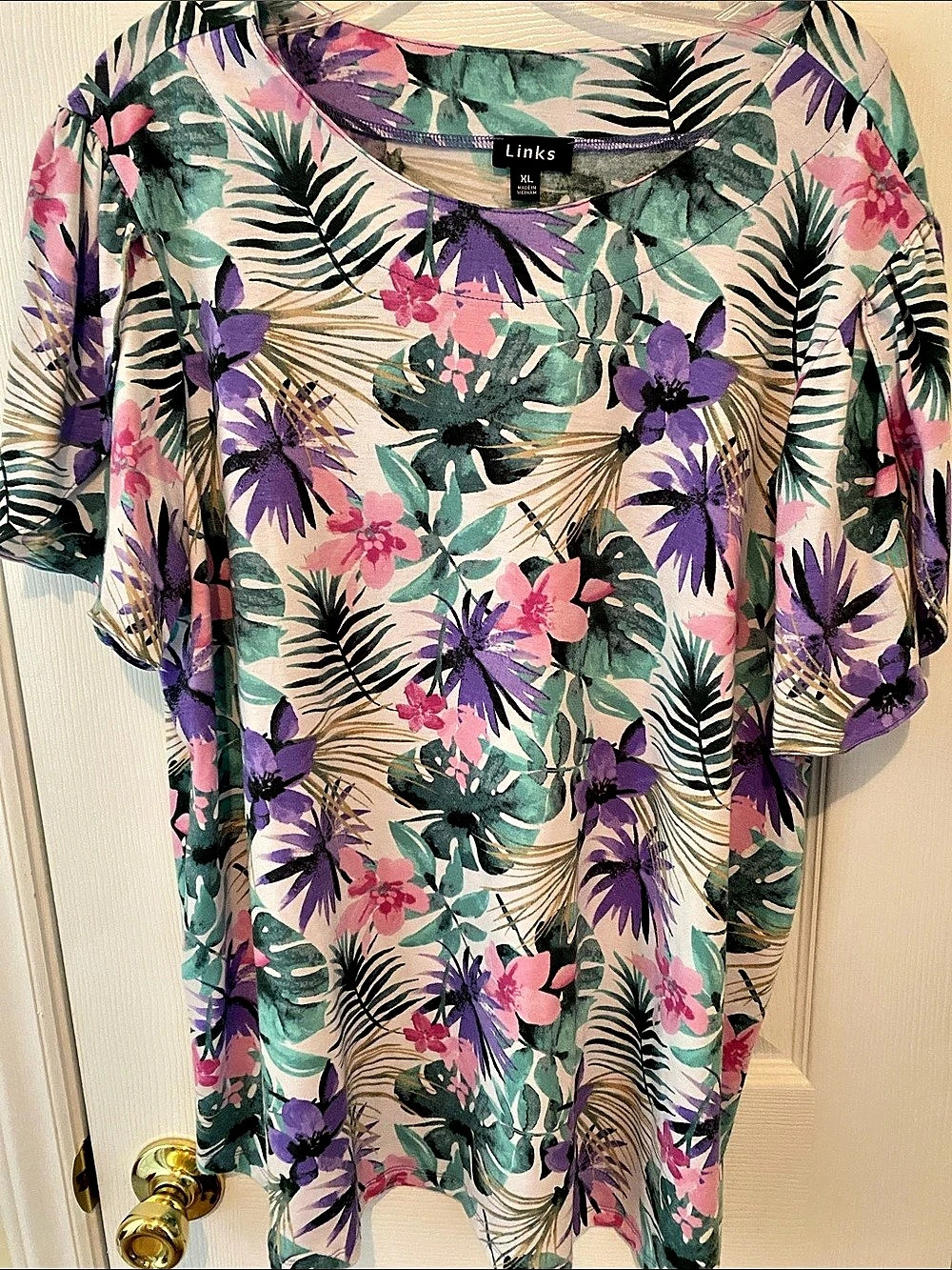 Links Floral Short Sleeve Blouse in Green & Purple Size XL